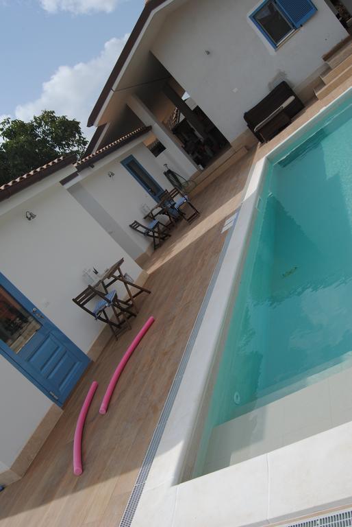 Borgo san Donato  B&B La Gatta Sul Tetto المظهر الخارجي الصورة