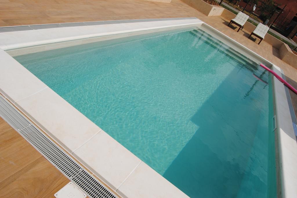 Borgo san Donato  B&B La Gatta Sul Tetto المظهر الخارجي الصورة